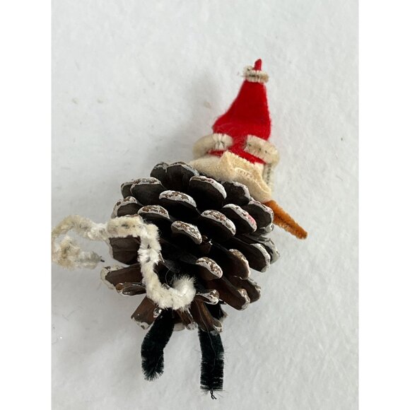 Vintage Christmas Ornaments Lot Of 3 Pinecone Santa & Stockings Felt & Pipe Clea - Picture 6 of 8